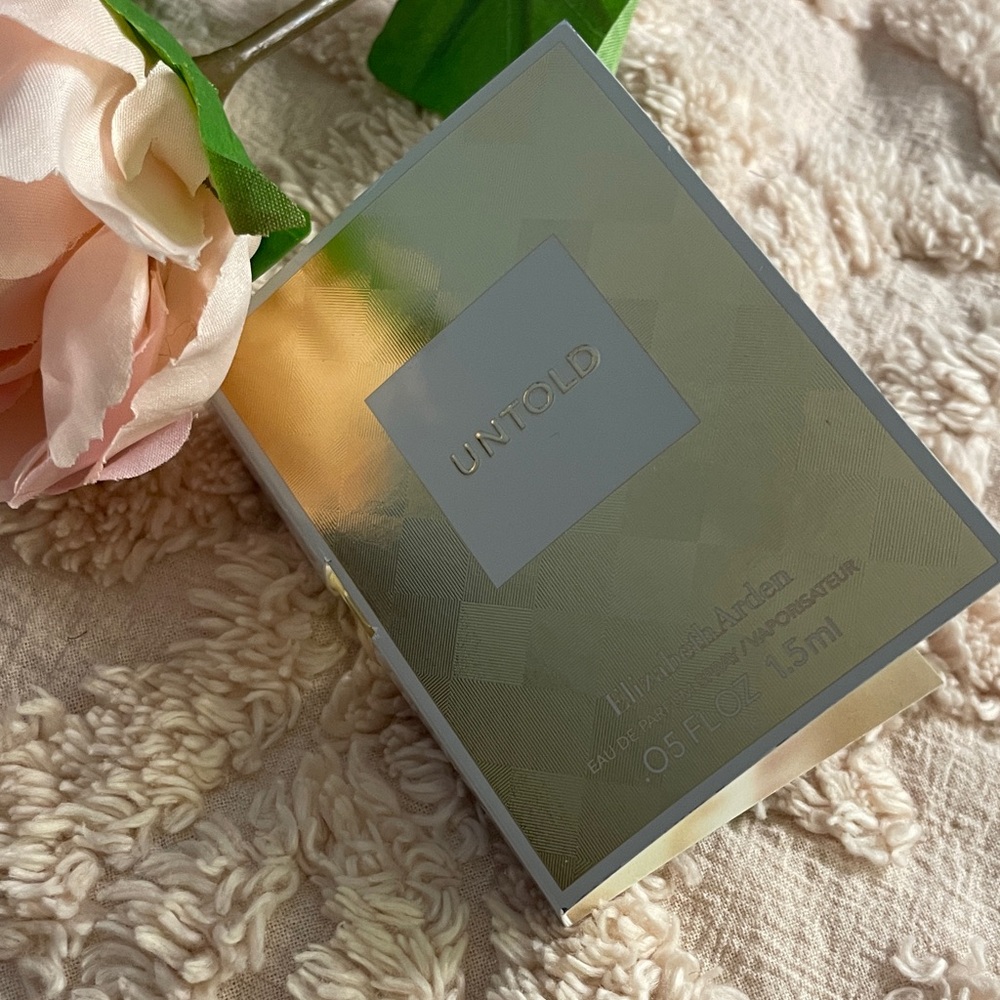 Elizabeth Arden UNTOLD eau de parfum spray 1.5 ml
